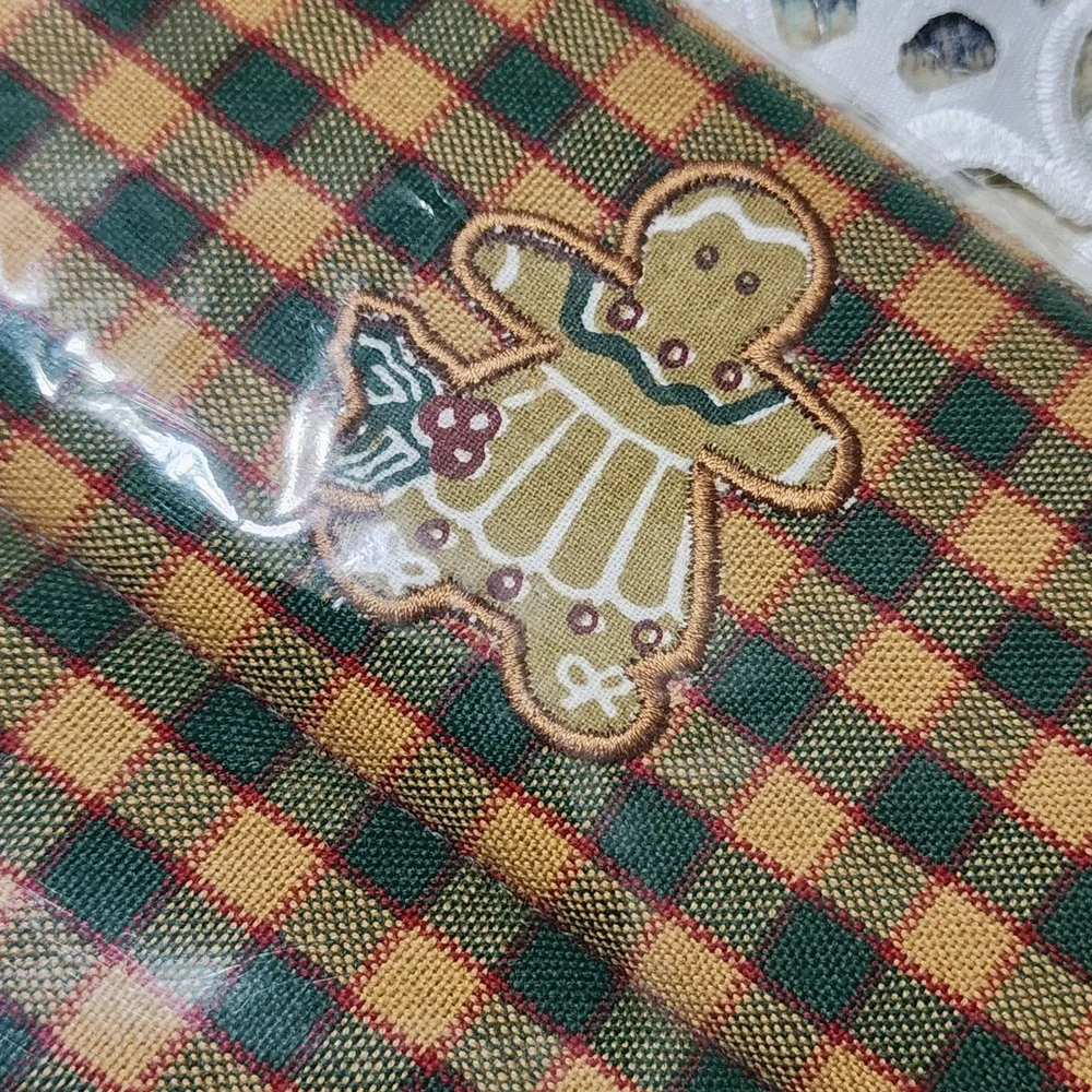 Kay Dee Designs Gingerbread Plaid Table Runner and Fabric Basket Set Christmas